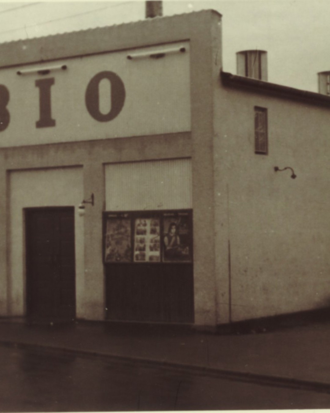B1068 Lillerød Bio før renoveringen af facaden 1958 (s13ø).jpg (1)