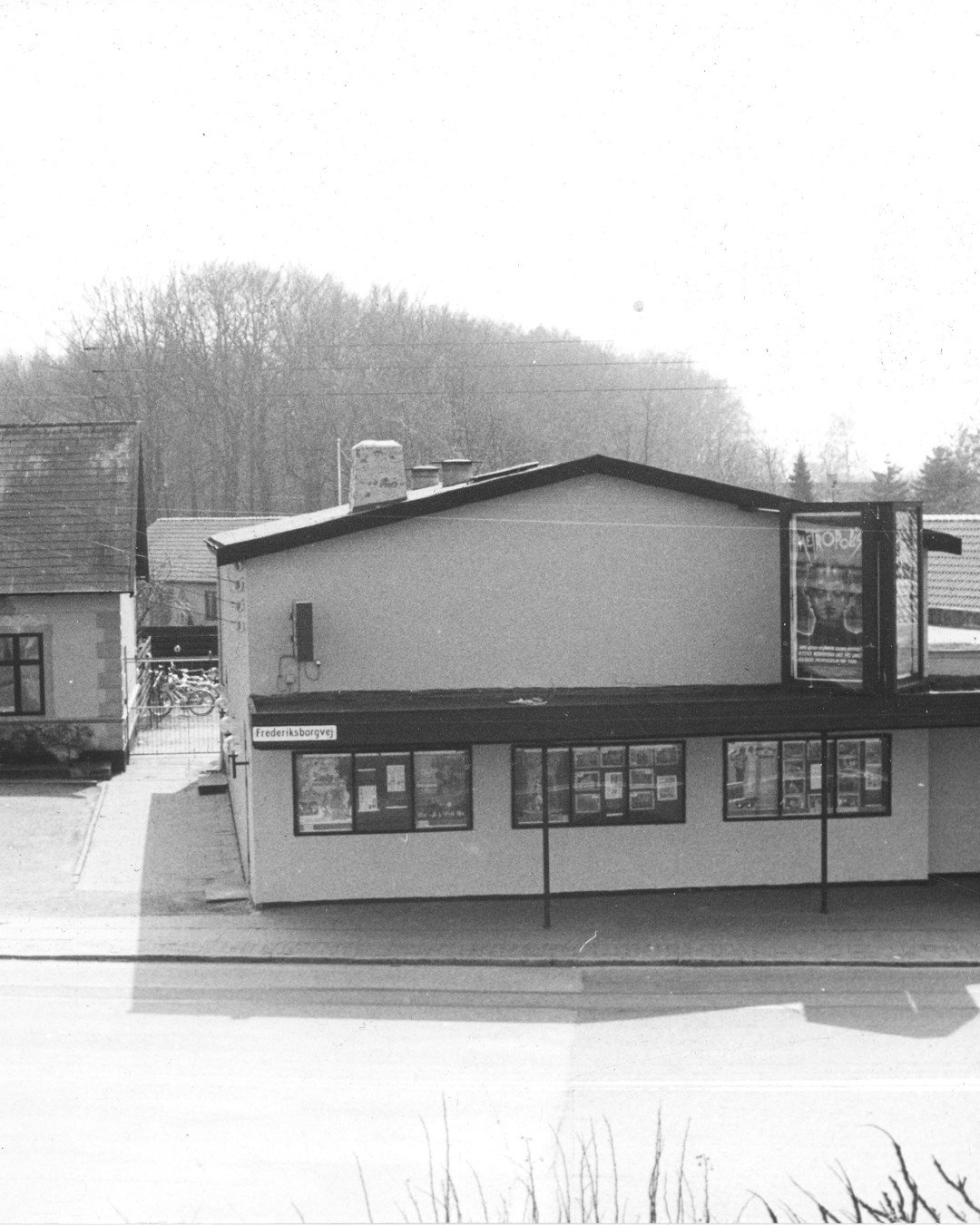 1987-49 Allerød Bio og biografvillaen Foto Ole Høegh Post 1986 (s15).jpg